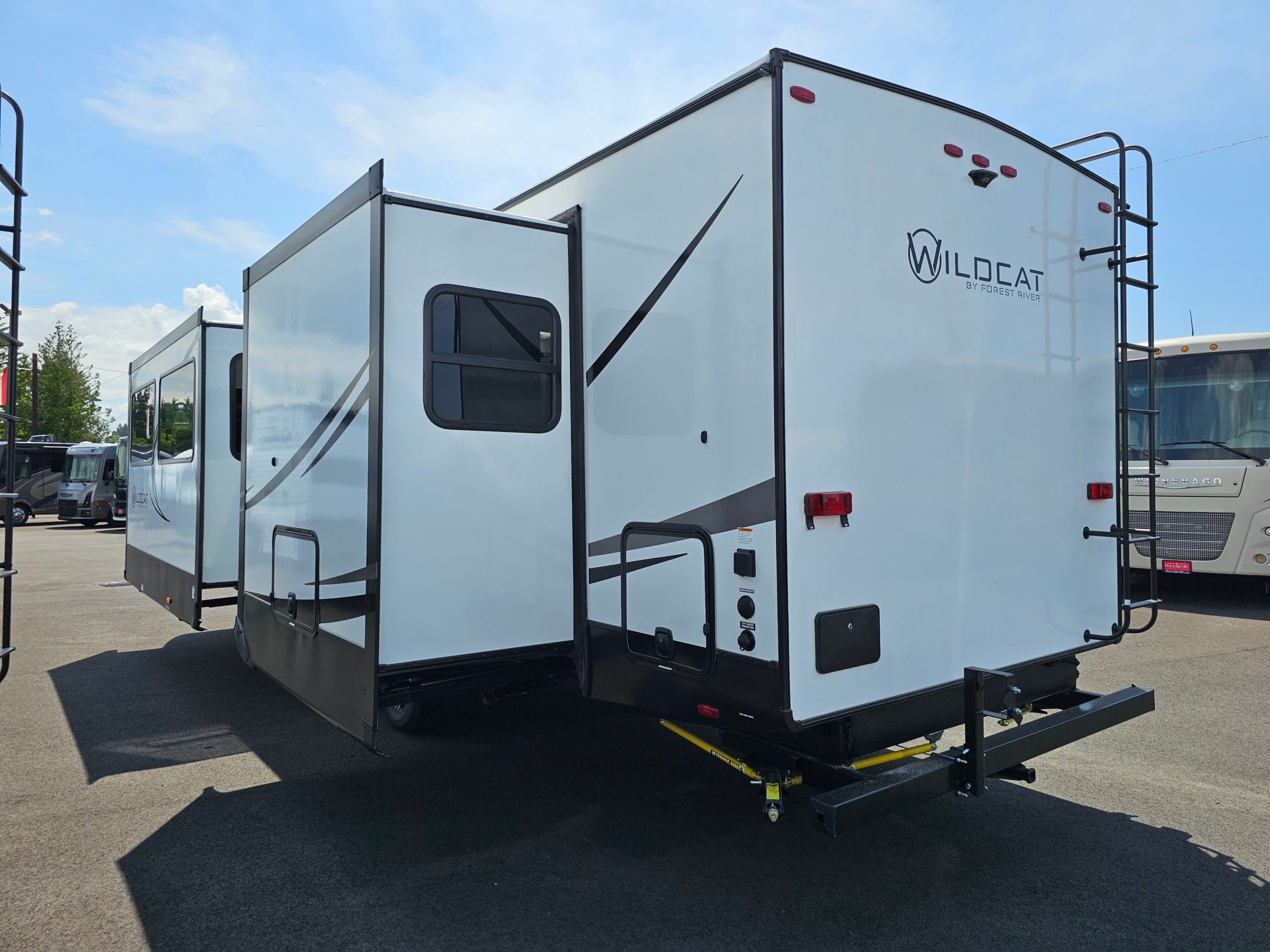 2023 Forest River Wildcat Travel Trailer365RB