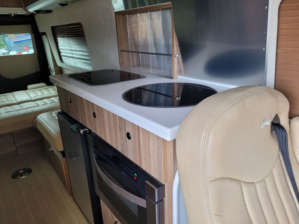 2018 Airstream Interstate EXT-LOUNGE