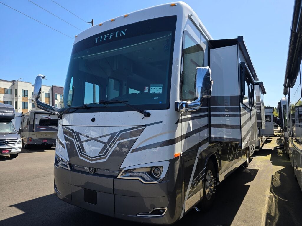 2025 Tiffin Motorhomes Allegro Bus 35CP